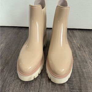 Dolce vita rain boot